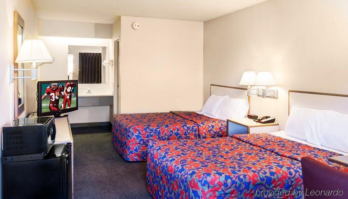 Red Roof Inn Мичиган Сити Екстериор снимка
